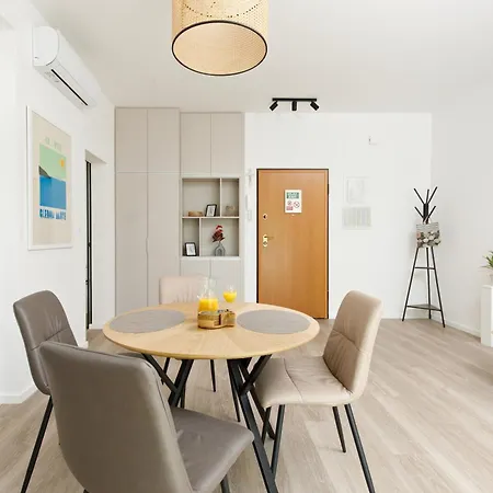 Mir Apartment